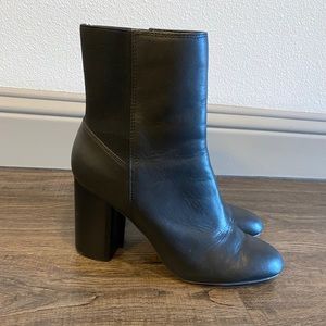 Dolce Vita Black Booties Size 10